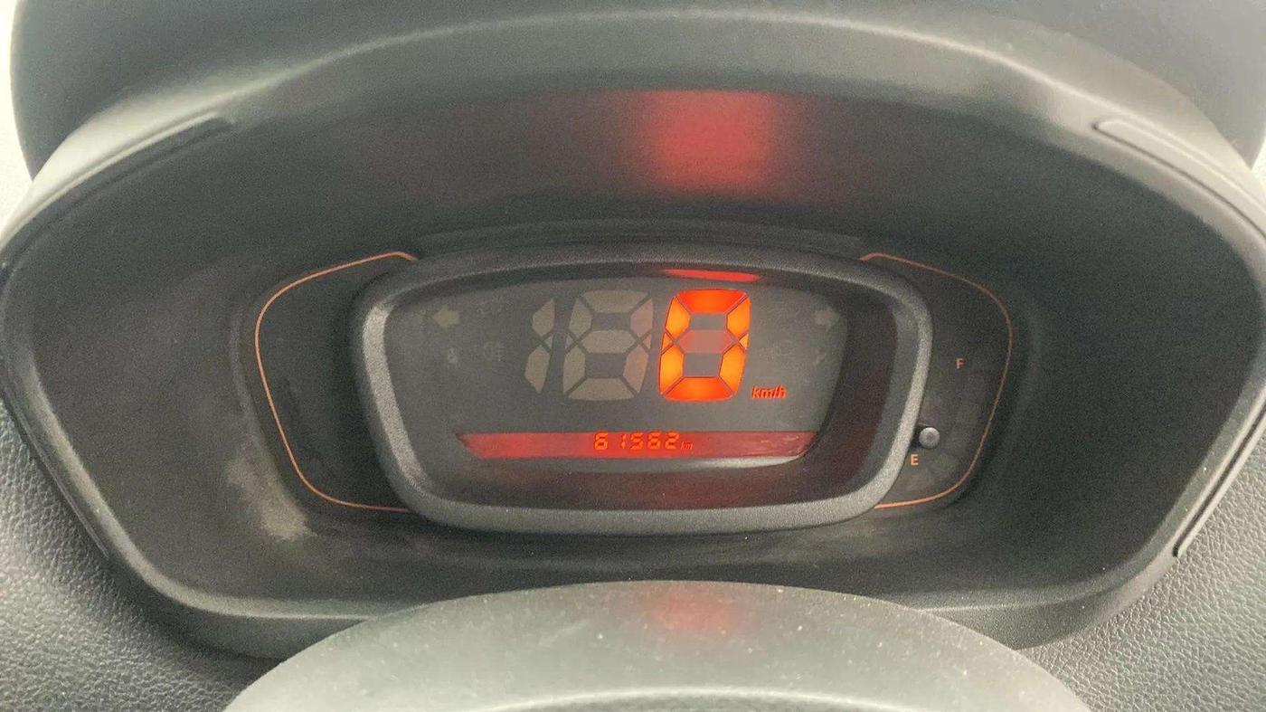2016 Renault Kwid STD, Petrol, Manual, 62,089 km, Odometer Image