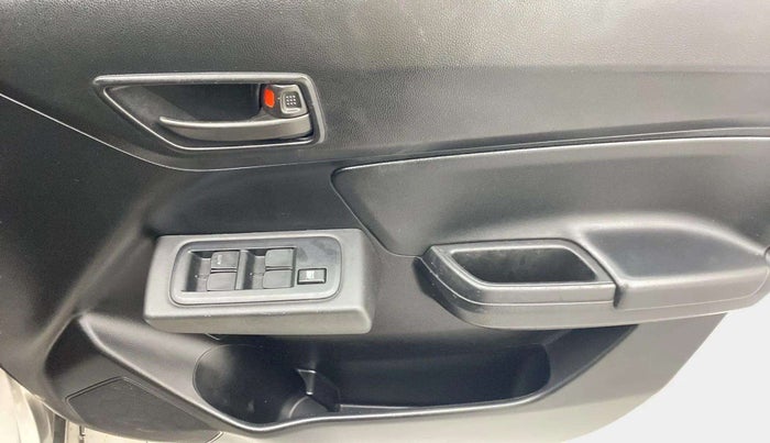 2021 Maruti Swift LXI, Petrol, Manual, 38,423 km, Driver Side Door Panels Control