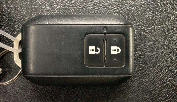 2019 Maruti Swift ZXI AMT, Petrol, Automatic, 15,653 km, Key Close Up