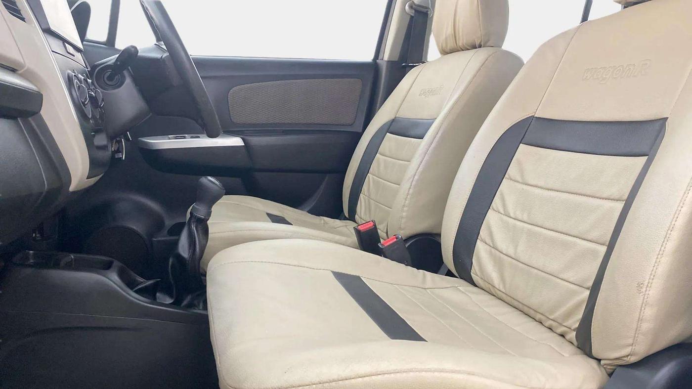 2014 Maruti Wagon R 1.0 LXI, Petrol, Manual, 82,245 km, Right Side Front Door Cabin