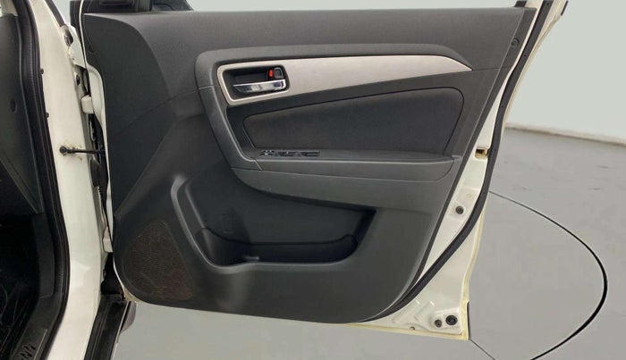 2018 Maruti Vitara Brezza ZDI, Diesel, Manual, 89,280 km, Driver Side Door Panels Control