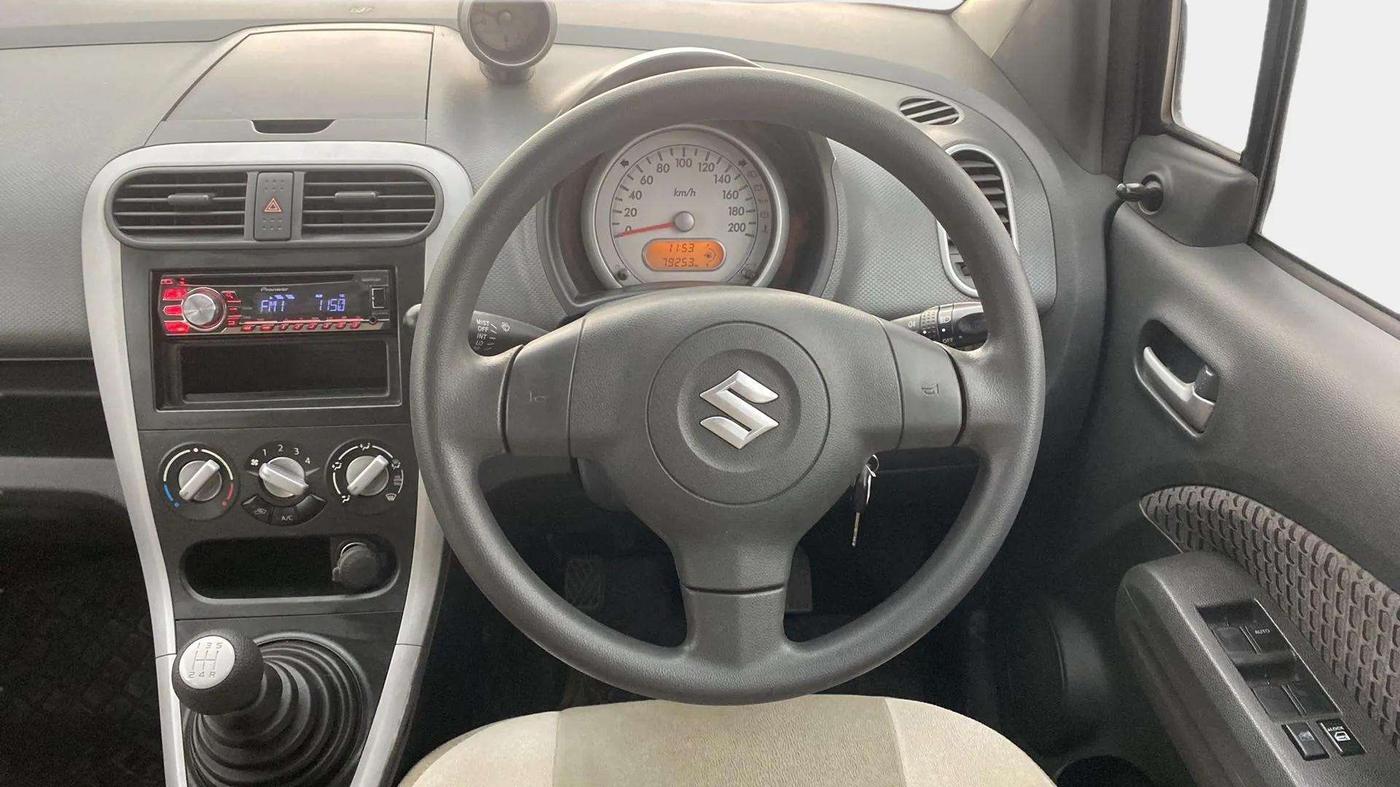 2013 Maruti Ritz VXI, Petrol, Manual, 79,631 km, Steering Wheel Close Up