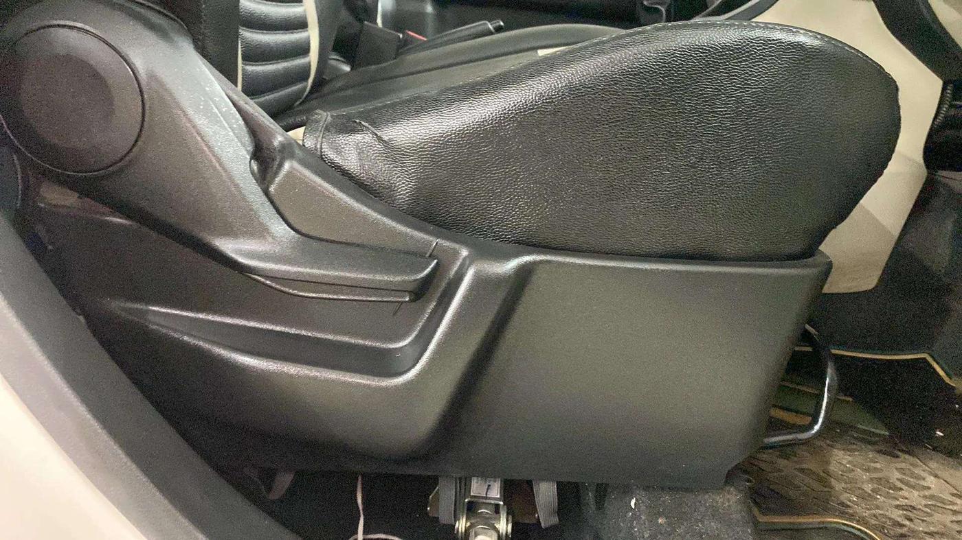 2020 Maruti New Wagon-R LXI CNG (O) 1.0, CNG, Manual, 70,060 km, Driver Side Adjustment Panel