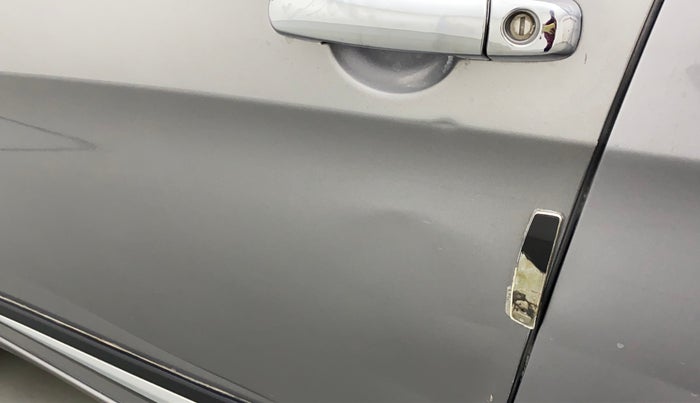 2020 Maruti Celerio VXI CNG, CNG, Manual, 84,583 km, Front passenger door - Slightly dented