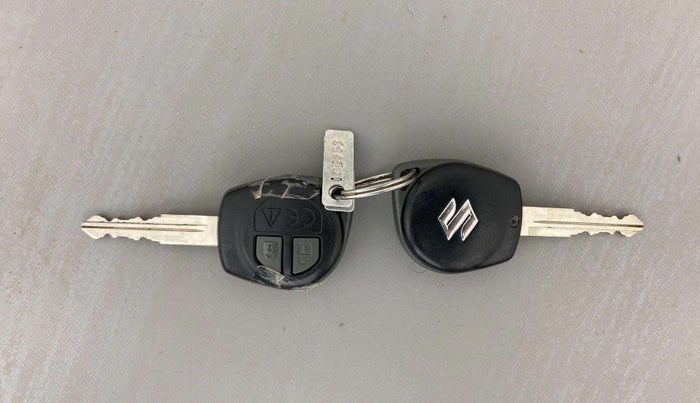 2021 Maruti Swift VXI, Petrol, Manual, 19,891 km, Key Close Up