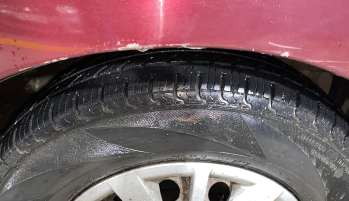 2014 Hyundai i10 SPORTZ 1.1, Petrol, Manual, 84,278 km, Right Front Tyre Tread