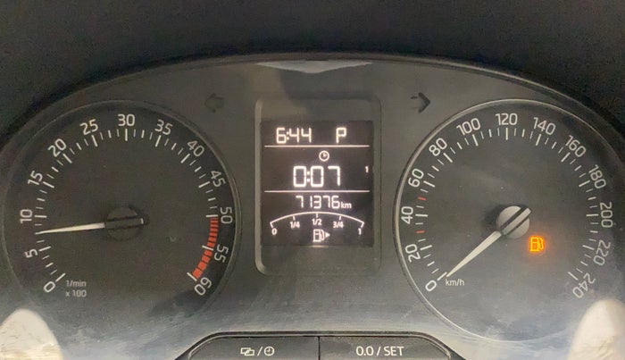 2017 Skoda Rapid STYLE 1.5 TDI AT, Diesel, Automatic, 71,393 km, Odometer Image