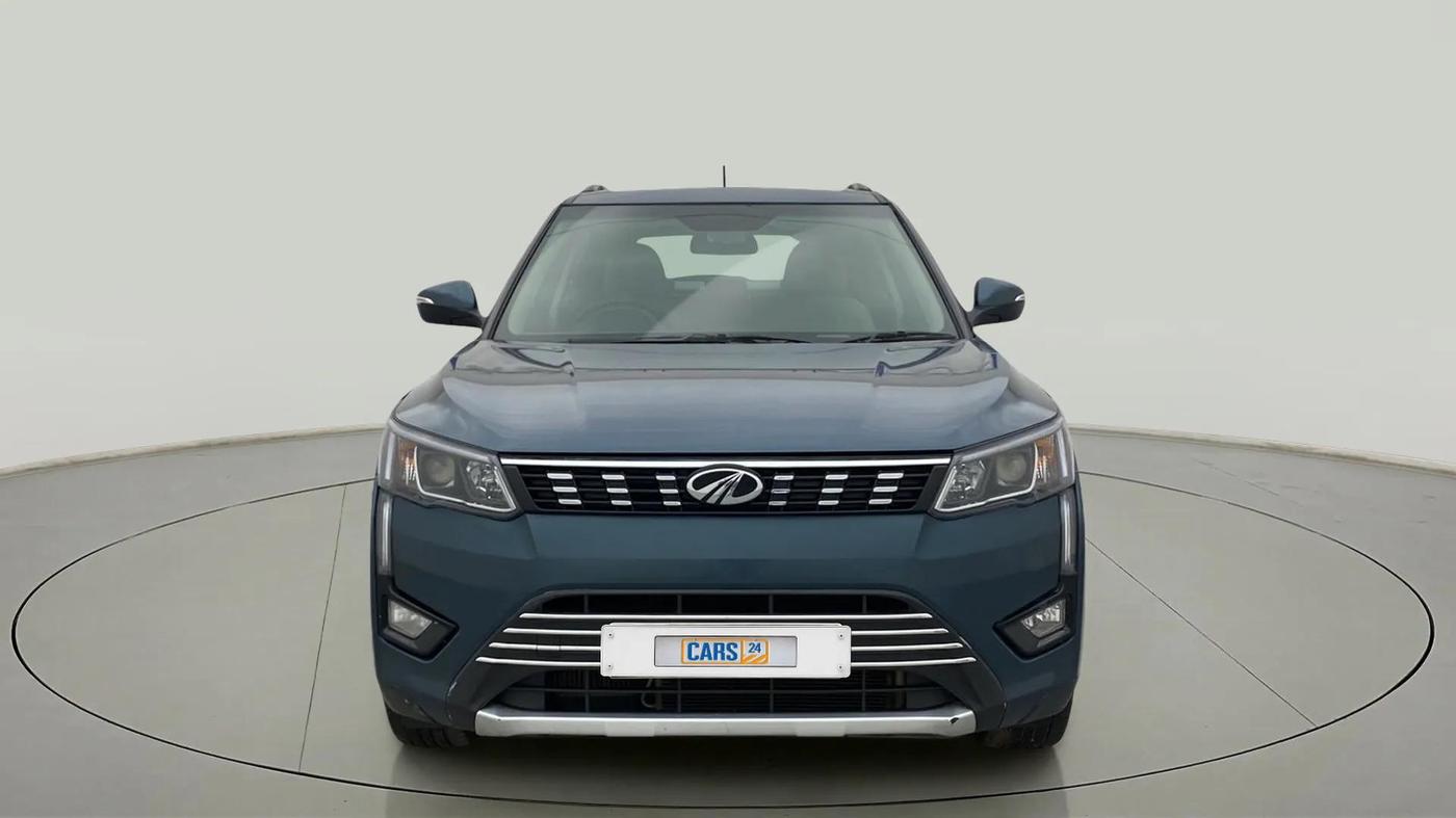 2021 Mahindra XUV300 W8 1.5 DIESEL, Diesel, Manual, 30,374 km, Front