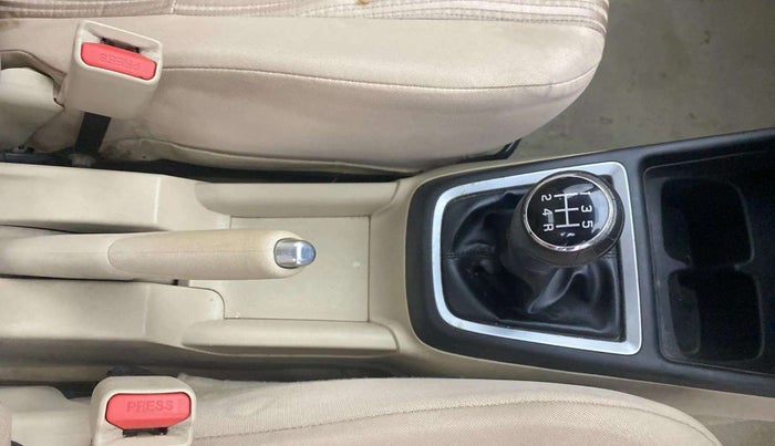 2018 Maruti Dzire VXI, Petrol, Manual, 74,354 km, Gear Lever