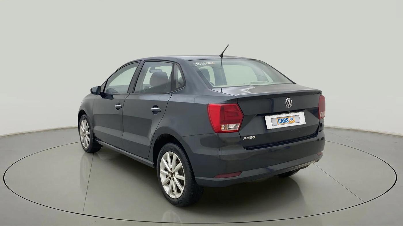 2017 Volkswagen Ameo HIGHLINE1.2L PLUS 16 ALLOY, Petrol, Manual, 98,075 km, Left Back Diagonal