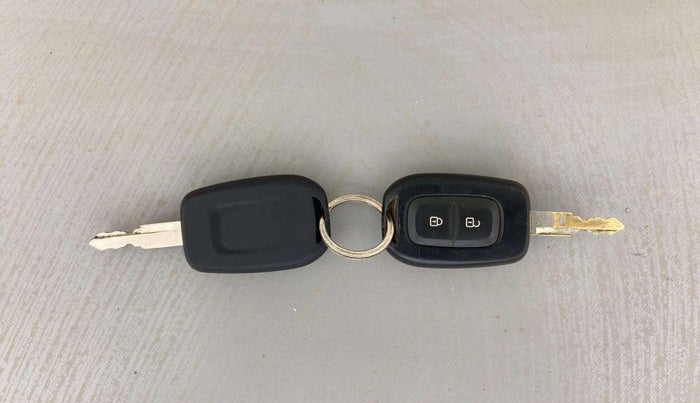 2020 Renault Kwid RXL 1.0 AMT, Petrol, Automatic, 71,419 km, Key Close Up