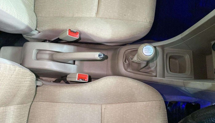 2015 Maruti Swift Dzire VXI, Petrol, Manual, 35,029 km, Gear Lever