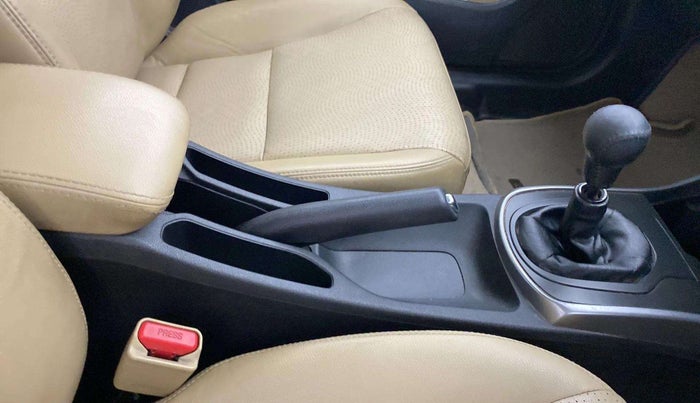 2015 Honda City 1.5L I-VTEC VX, Petrol, Manual, 52,490 km, Gear Lever
