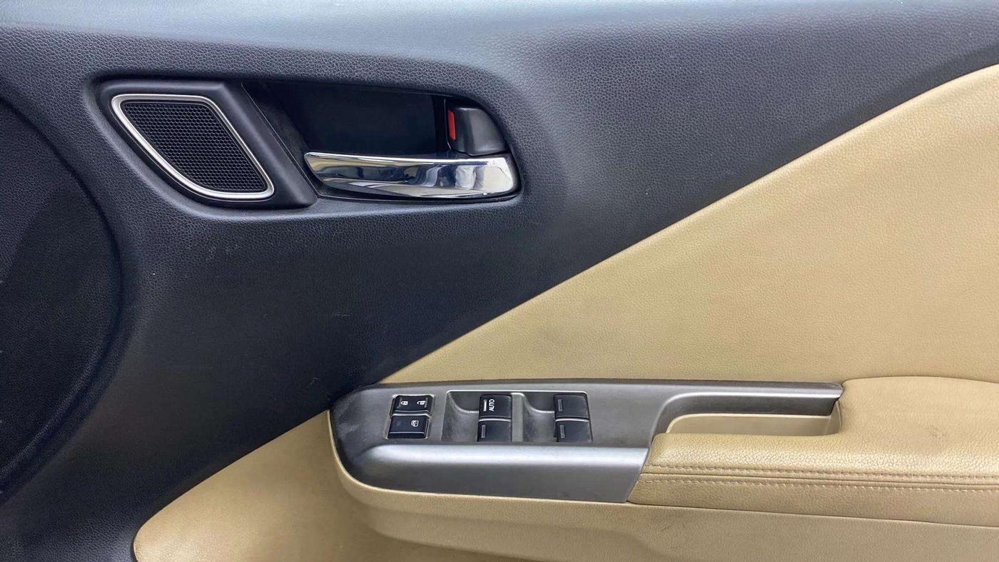 2018 Honda City 1.5L I-VTEC ZX CVT, Petrol, Automatic, 50,502 km, Driver Side Door Panels Control