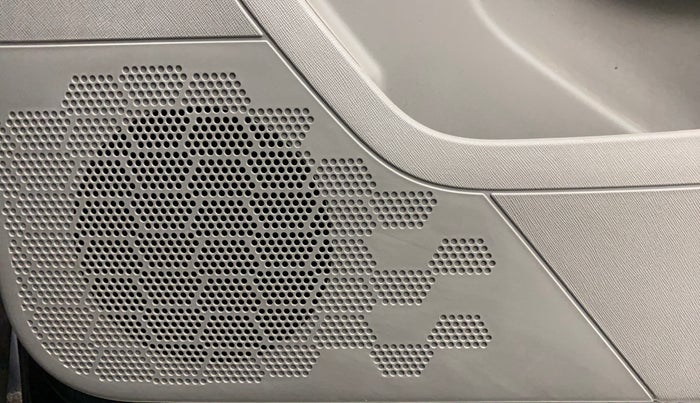 2017 Tata NEXON XZ PLUS DIESEL, Diesel, Manual, 52,355 km, Speaker