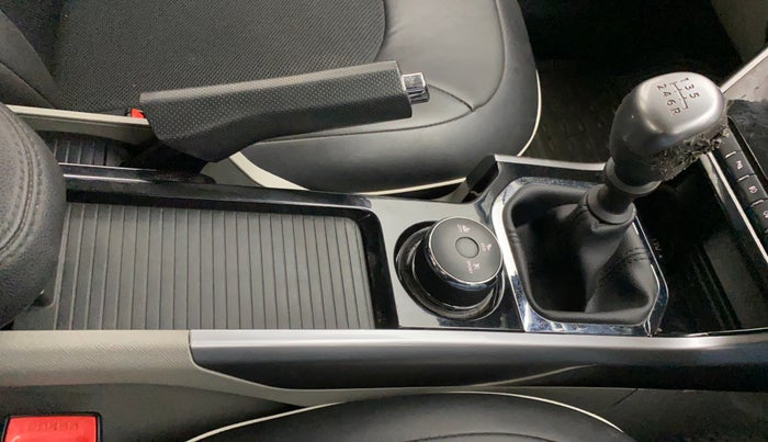 2017 Tata NEXON XZ PLUS DIESEL, Diesel, Manual, 52,355 km, Gear Lever