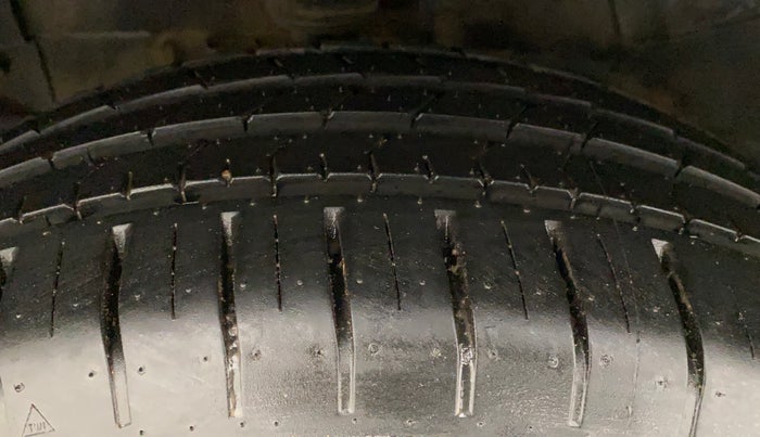 2017 Tata NEXON XZ PLUS DIESEL, Diesel, Manual, 52,355 km, Right Rear Tyre Tread