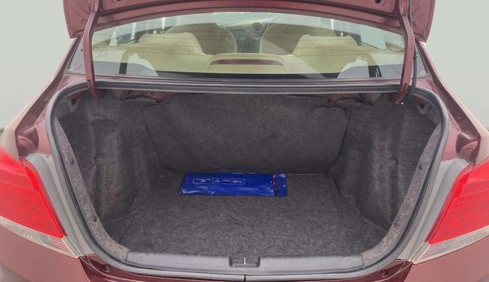 2015 Honda Amaze 1.2L I-VTEC VX, Petrol, Manual, 70,064 km, Boot Inside