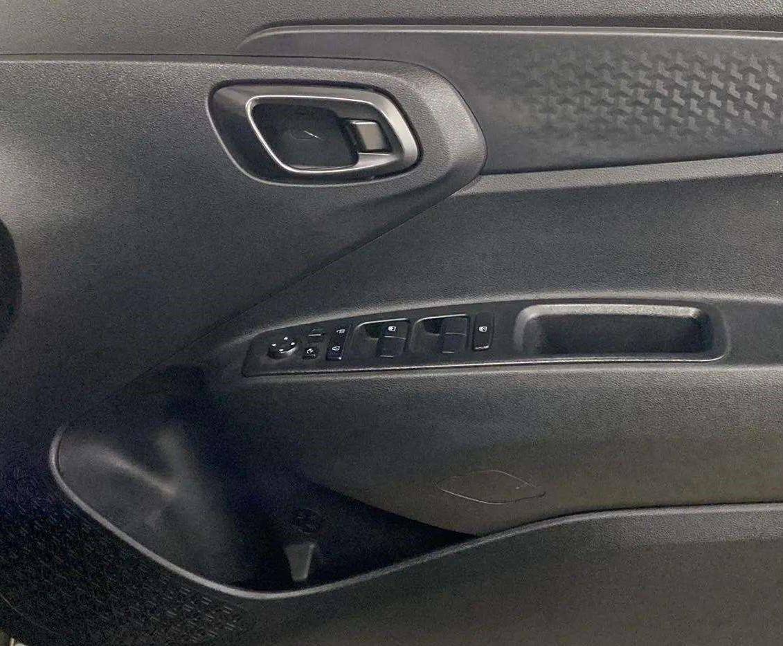 2024 Hyundai EXTER SX(O) CONNECT 1.2 AMT DUAL TONE, Petrol, Automatic, 2,162 km, Driver Side Door Panels Control