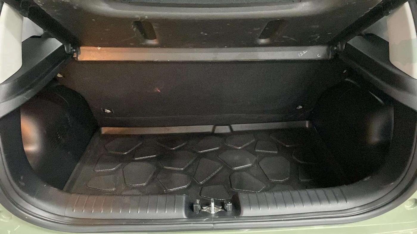 2024 Hyundai EXTER SX(O) CONNECT 1.2 AMT DUAL TONE, Petrol, Automatic, 2,162 km, Boot Inside
