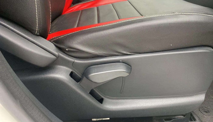 2018 Ford Ecosport TITANIUM 1.5L DIESEL, Diesel, Manual, 33,898 km, Driver Side Adjustment Panel
