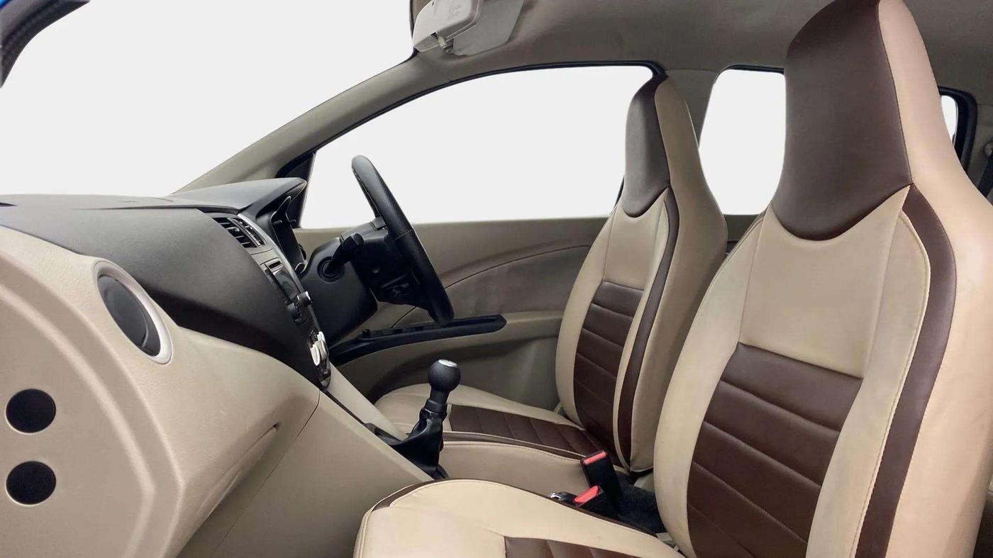 2016 Maruti Celerio ZXI (O), Petrol, Manual, 98,066 km, Right Side Front Door Cabin