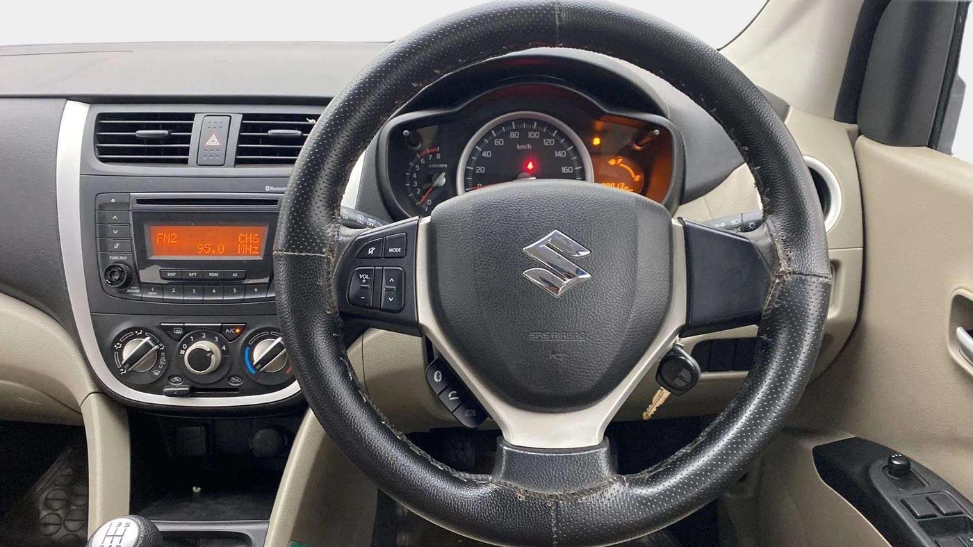2016 Maruti Celerio ZXI (O), Petrol, Manual, 98,066 km, Steering Wheel Close Up