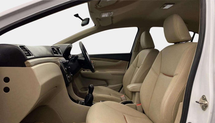 2021 Maruti Ciaz DELTA 1.5 SHVS MT PETROL, Petrol, Manual, 33,172 km, Right Side Front Door Cabin