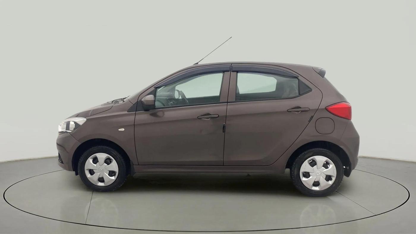 2018 Tata Tiago XT PETROL, Petrol, Manual, 26,045 km, Left Side