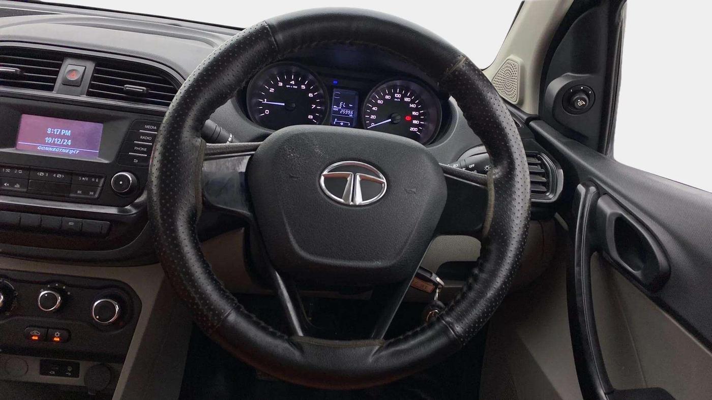 2018 Tata Tiago XT PETROL, Petrol, Manual, 26,045 km, Steering Wheel Close Up