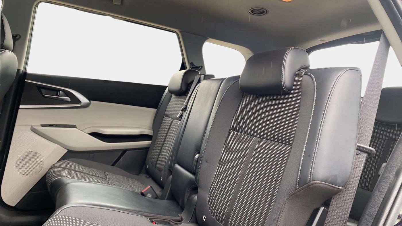 2023 KIA CARENS PRESTIGE PLUS 1.5 PETROL IMT 7 STR, Petrol, Manual, 5,228 km, Right Side Rear Door Cabin