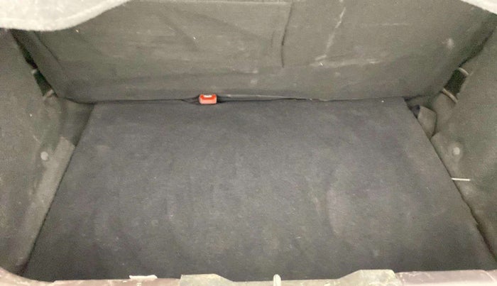 2017 Tata Tiago XZ PETROL, Petrol, Manual, 40,801 km, Boot Inside