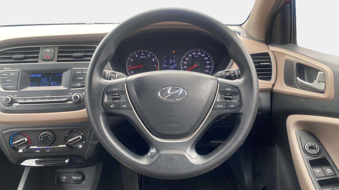 2019 Hyundai Elite i20 MAGNA PLUS 1.2, Petrol, Manual, 39,597 km, Steering Wheel Close Up