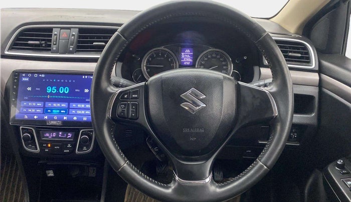 2017 Maruti Ciaz S 1.4 MT PETROL, Petrol, Manual, 38,029 km, Steering Wheel Close Up