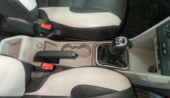 2016 Tata Tiago XT PETROL, Petrol, Manual, 40,815 km, Gear Lever
