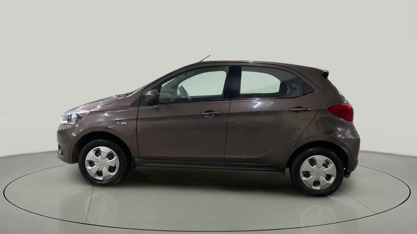 2016 Tata Tiago XT PETROL, Petrol, Manual, 40,815 km, Left Side