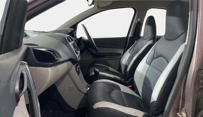2016 Tata Tiago XT PETROL, Petrol, Manual, 40,815 km, Right Side Front Door Cabin
