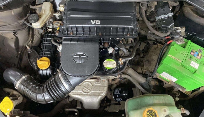 2016 Tata Tiago XT PETROL, Petrol, Manual, 40,815 km, Open Bonet