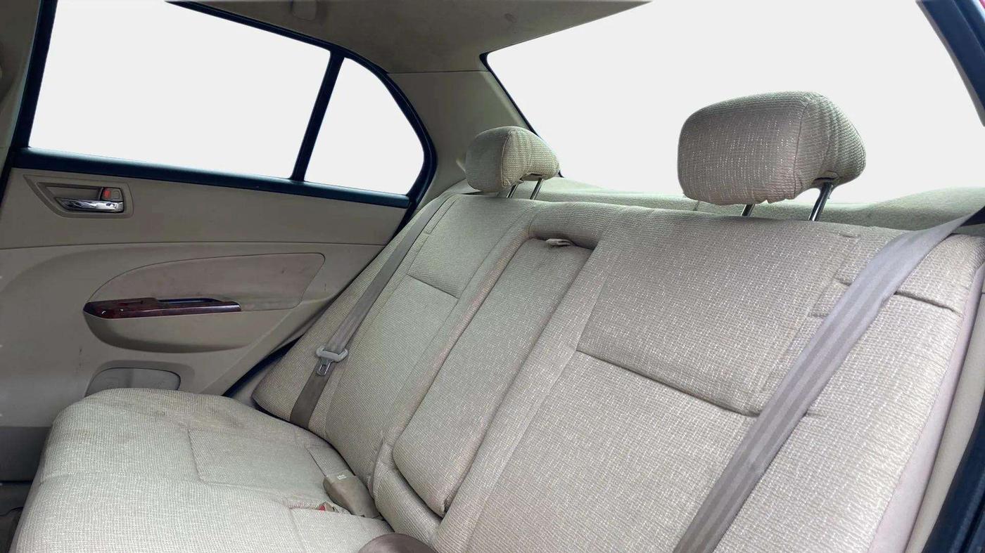 2016 Maruti Swift Dzire VXI, Petrol, Manual, 1,00,314 km, Right Side Rear Door Cabin