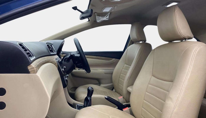 2019 Maruti Ciaz DELTA 1.5 SHVS MT PETROL, Petrol, Manual, 34,098 km, Right Side Front Door Cabin