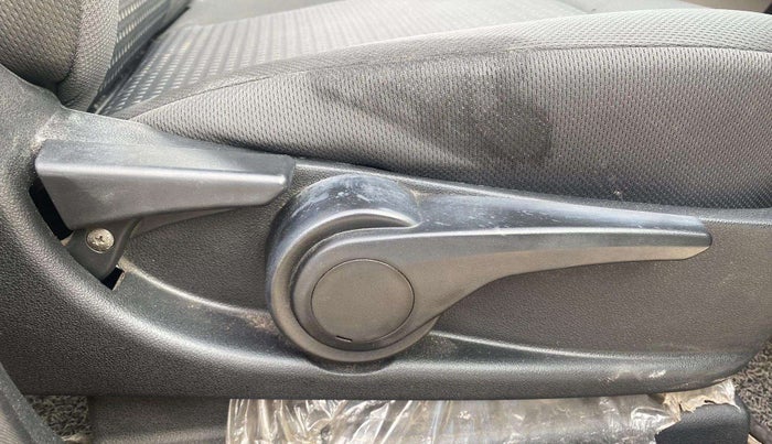 2018 Tata Tiago XZ PETROL, Petrol, Manual, 49,515 km, Driver Side Adjustment Panel