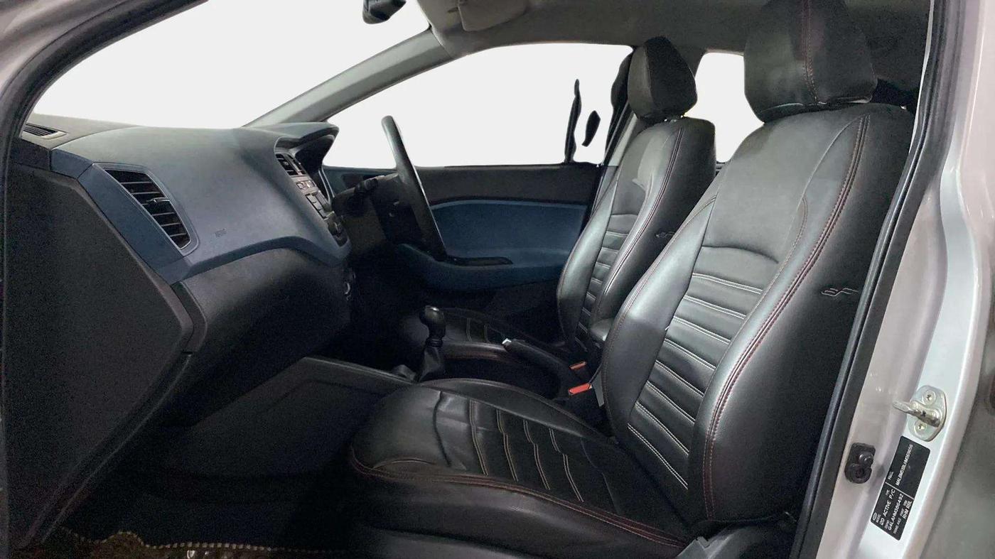 2017 Hyundai i20 Active 1.2 S, Petrol, Manual, 60,646 km, Right Side Front Door Cabin