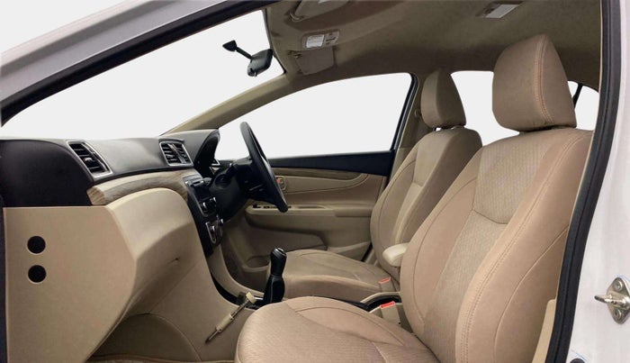 2020 Maruti Ciaz DELTA 1.5 SHVS MT PETROL, Petrol, Manual, 18,130 km, Right Side Front Door Cabin