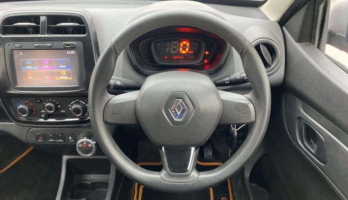 2018 Renault Kwid RXT 1.0 AMT (O), Petrol, Automatic, 33,452 km, Steering Wheel Close Up