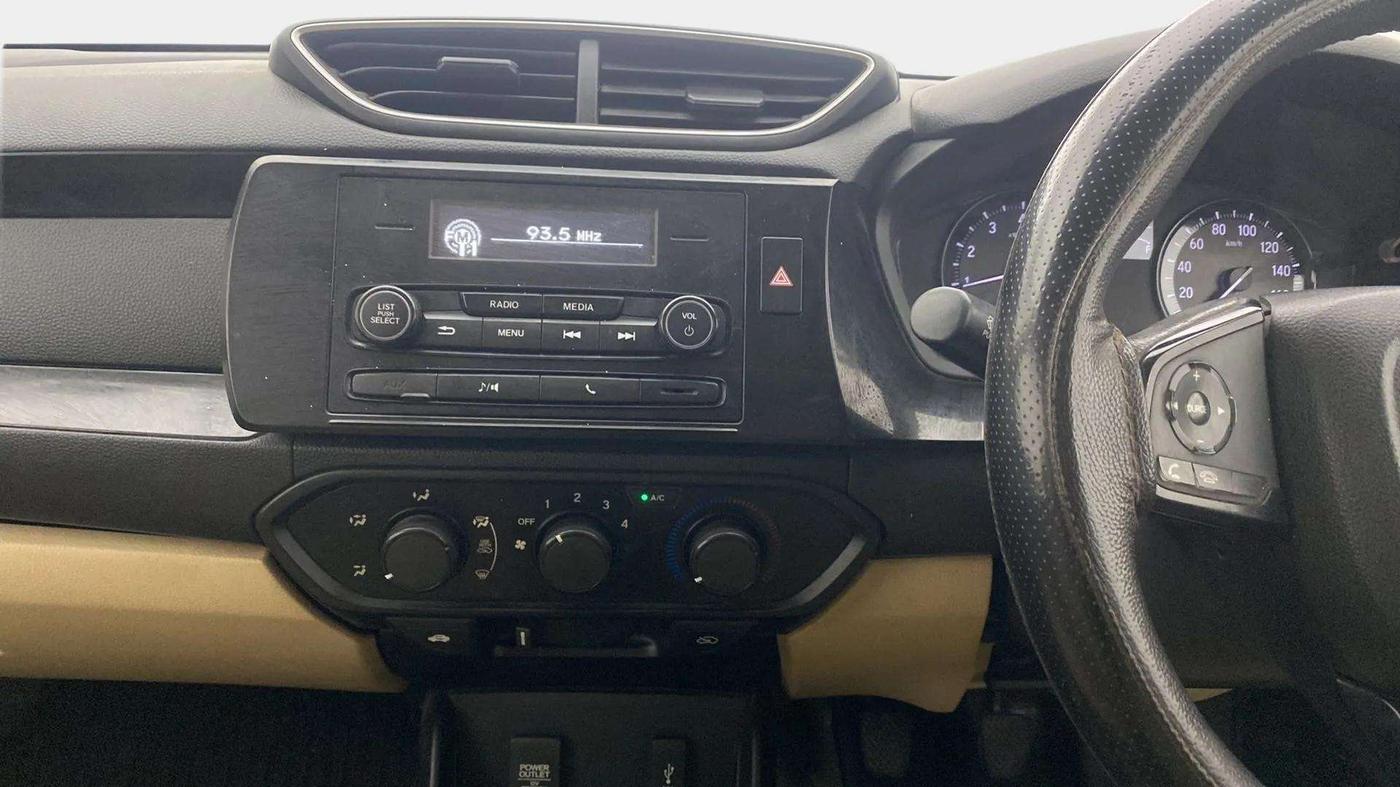 2019 Honda Amaze 1.2L I-VTEC S, Petrol, Manual, 80,859 km, Air Conditioner