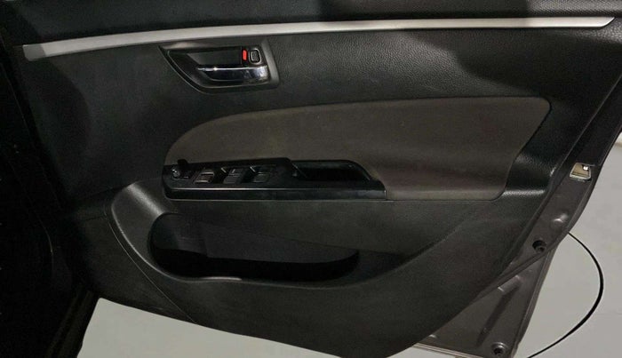 2017 Maruti Swift ZXI, Petrol, Manual, 81,926 km, Driver Side Door Panels Control