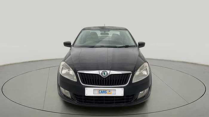 2013 Skoda Rapid ELEGANCE 1.6 TDI CR MT, Diesel, Manual, 1,21,208 km, Front