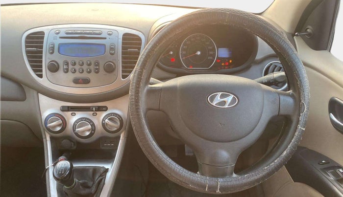 2014 Hyundai i10 SPORTZ 1.1, Petrol, Manual, 83,642 km, Steering Wheel Close Up