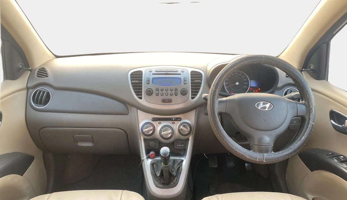 2014 Hyundai i10 SPORTZ 1.1, Petrol, Manual, 83,642 km, Dashboard