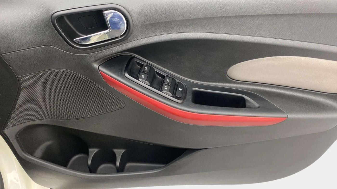 2021 Ford FREESTYLE FLAIR EDITION 1.5 DIESEL, Diesel, Manual, 27,065 km, Driver Side Door Panels Control